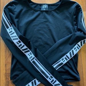 LONGSLEEVE LF TOP!